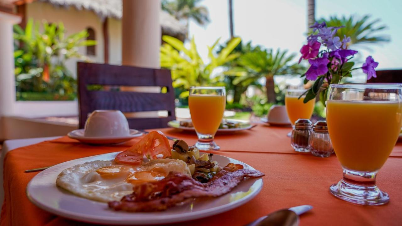 Tropicana Hotel ปูแอร์โตบาญาร์ตา ภายนอก รูปภาพ