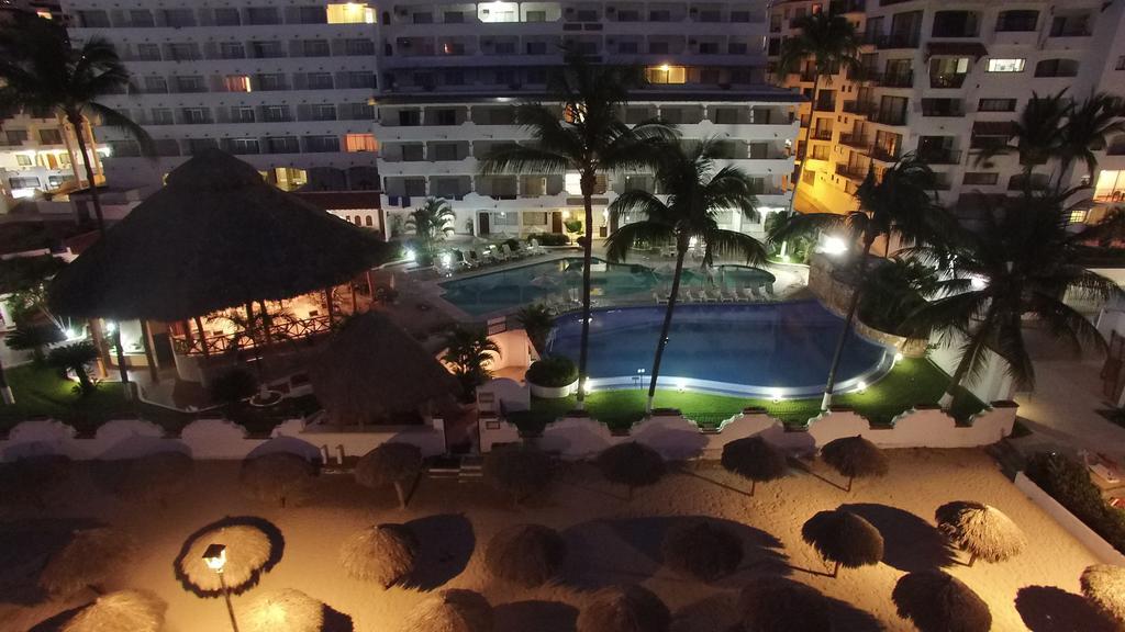 Tropicana Hotel ปูแอร์โตบาญาร์ตา ภายนอก รูปภาพ