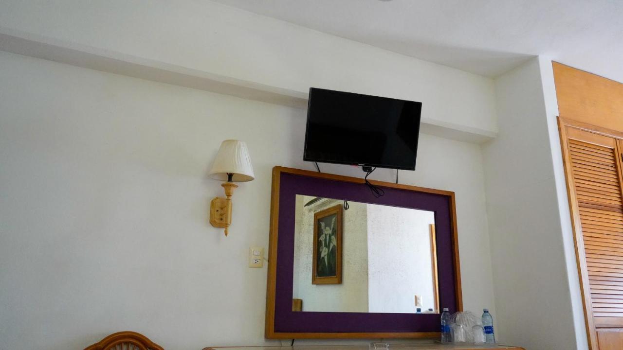 Tropicana Hotel ปูแอร์โตบาญาร์ตา ภายนอก รูปภาพ