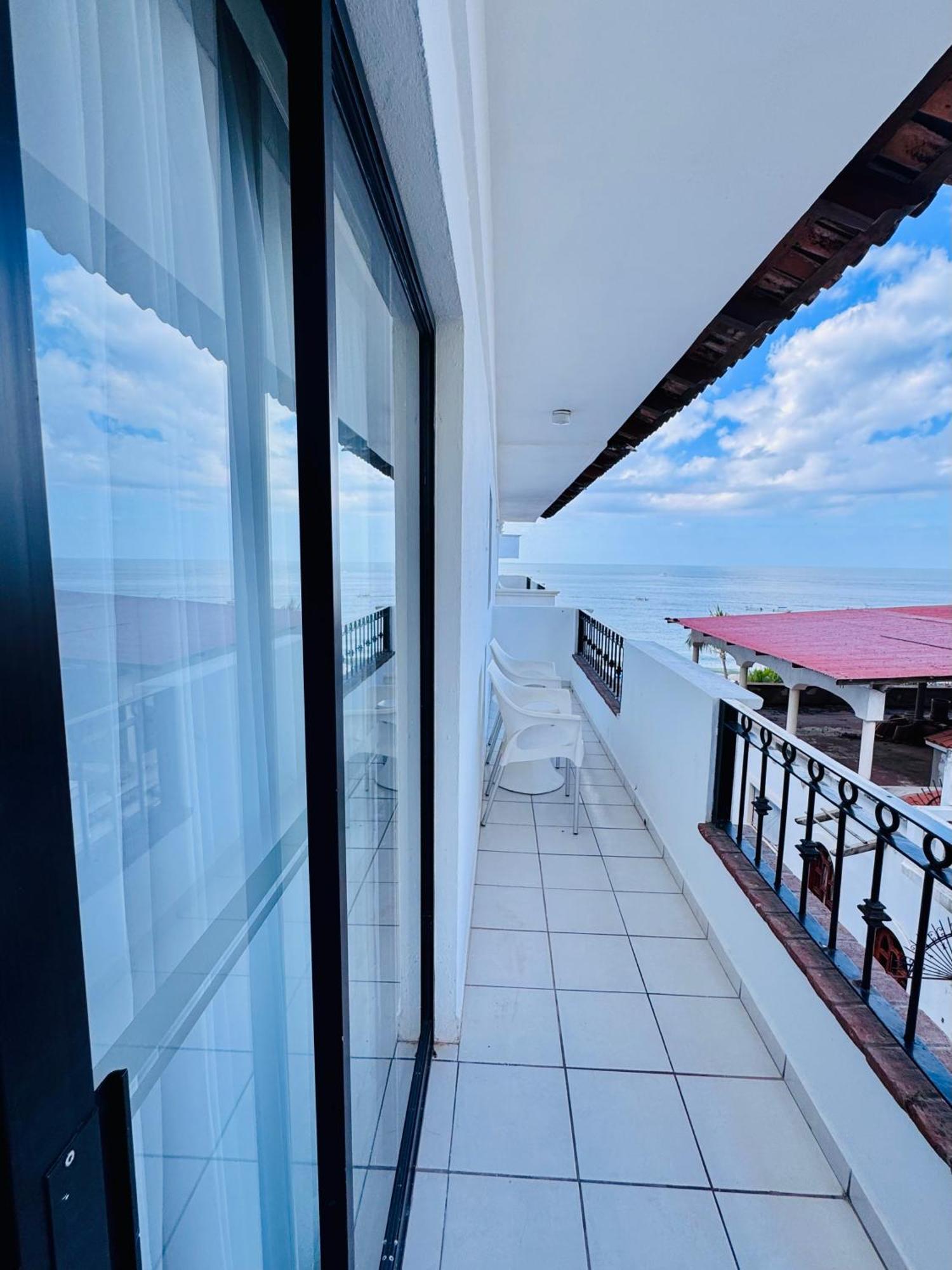 Tropicana Hotel ปูแอร์โตบาญาร์ตา ภายนอก รูปภาพ